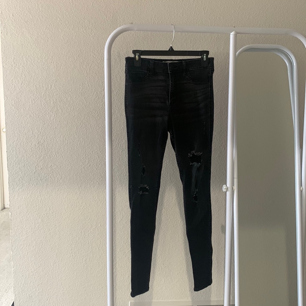 Hollister High Rise Super Skinny Black Distressed Jeans Size W27/L30 - 5R